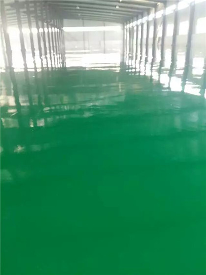 仁化给你一份 地坪漆施工 + 维修（翻新）